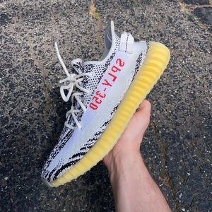 Yeezy 350 zebra size 11